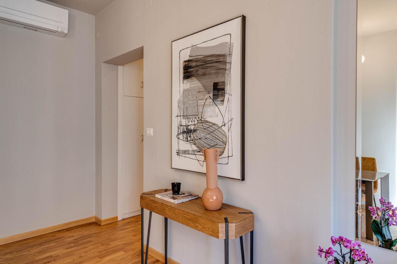 - Santo Stefano's Mirror Apartment Florenz